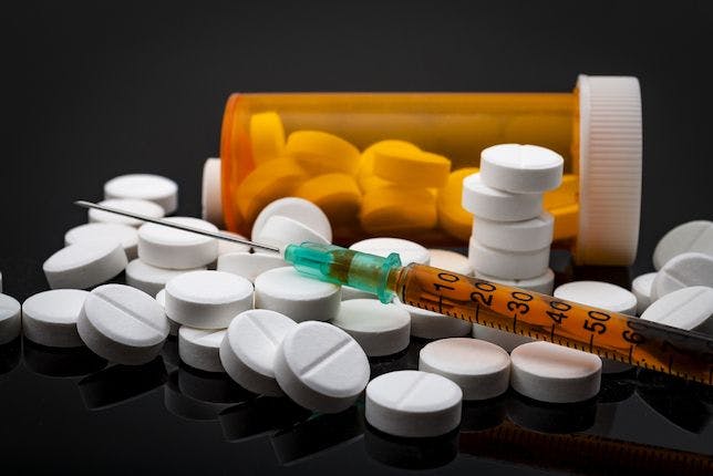 Study: The Efficiency of Intranasal vs Intramuscular Naloxone for Opioid Overdose