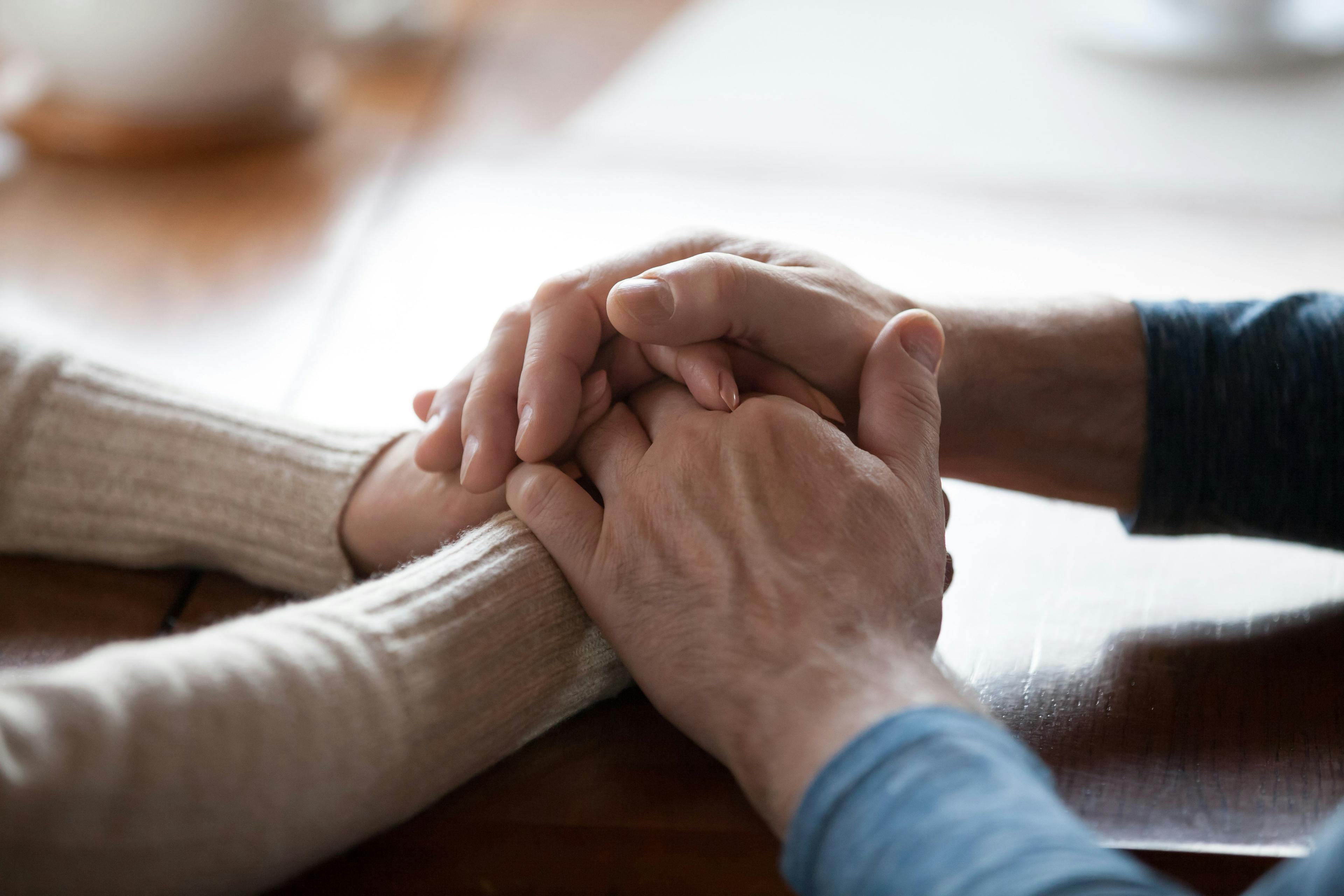 Caring for a Spouse With Dementia Increases Risk of Depressive Symptoms