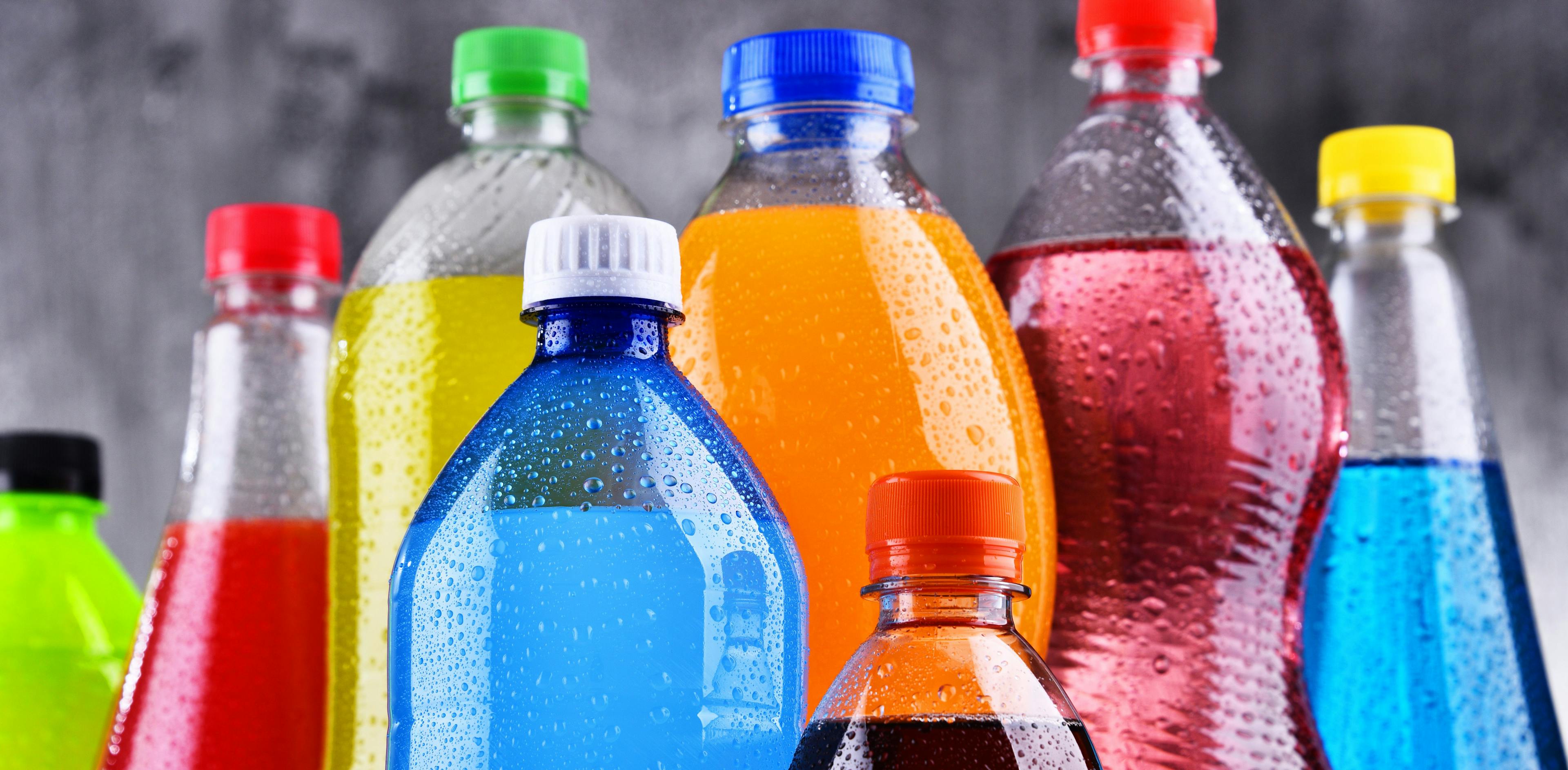 Assorted carbonated soft drinks | monticellllo | stock.adobe.com