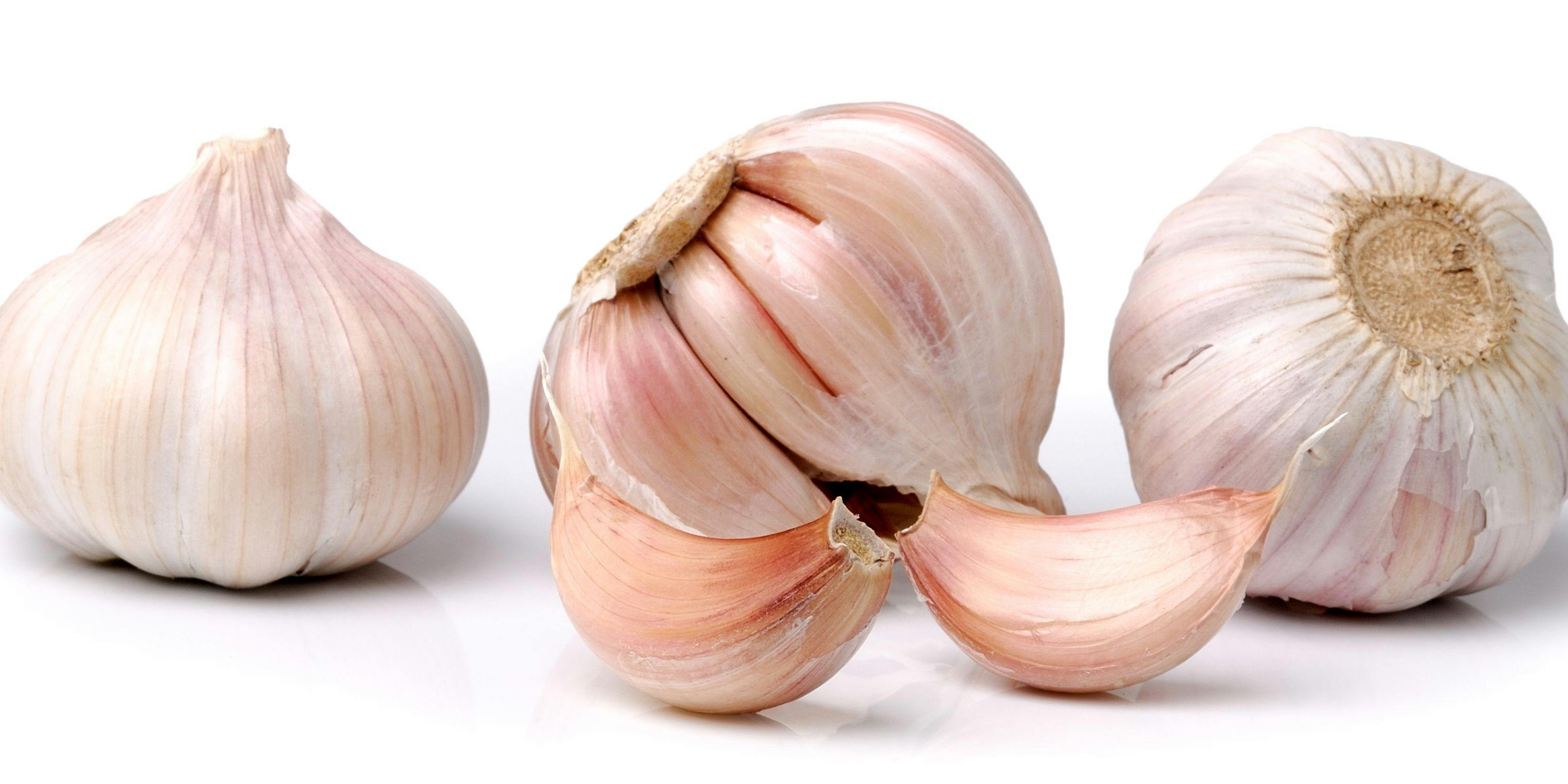 Can Garlic Cure the Common Cold?