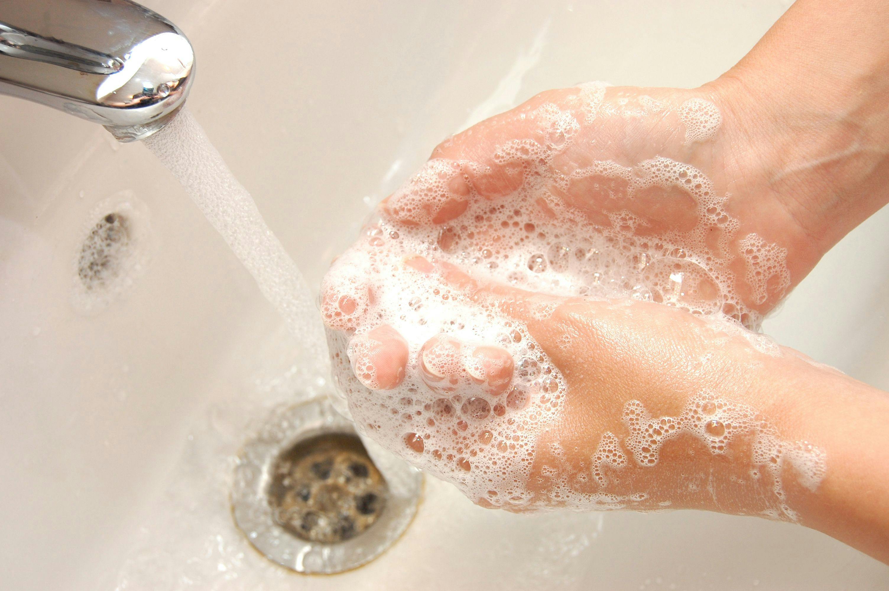 Highlighting Hand Hygiene Raises Dermatitis Rate