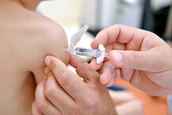 Pharmacy Intern and Technician Roles in Immunizing Are Growing