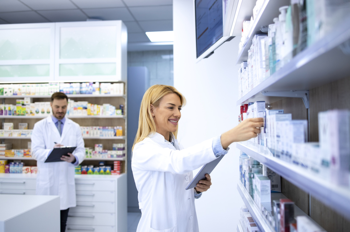 Survey: Retail Pharmacists Optimistic About Biosimilars, Still Have Questions